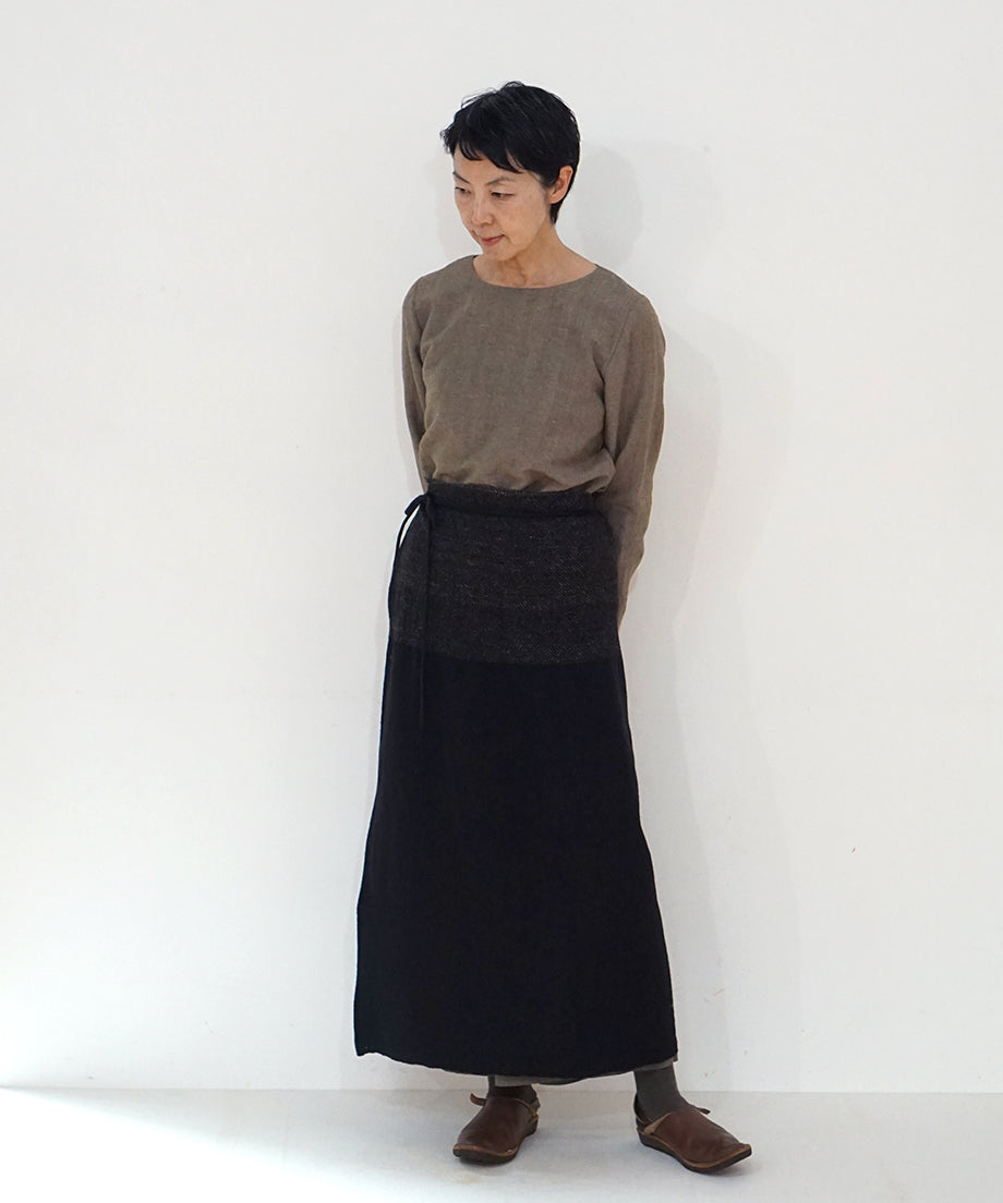 Wrap skirt | Trapezoid, Tussar silk nasi & wool, Black, 5503B