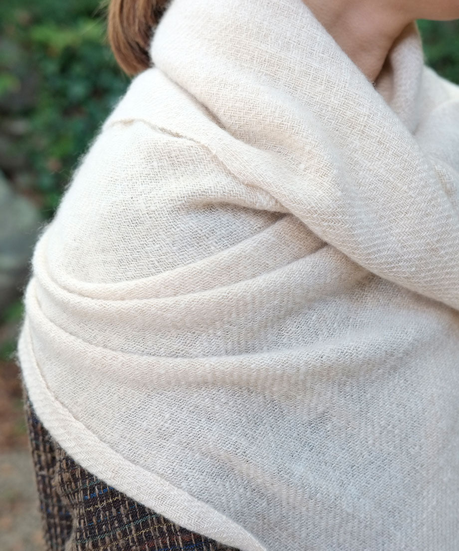Stole | Pure Pashmina, twill weave, natural & white, 4255NW