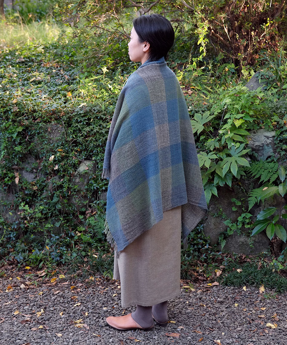 Fukufuku series | shawl, Wool, 5017IGr