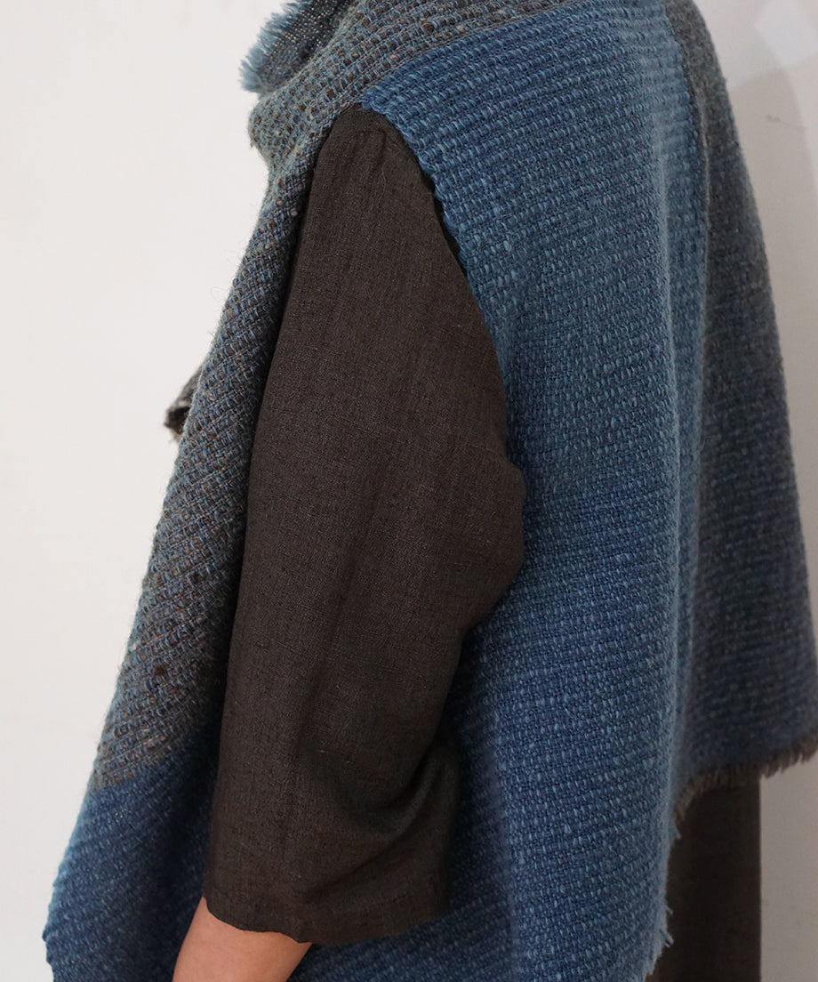 Kalpa cape vest | Himalayan wool, indigo, 5192GI