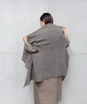 Fukufuku series | Cape vest long, Himalayan wool, Medium gray, 5207MG