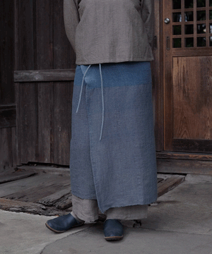 Wrap skirt | Trapezoid, Himalayas Wool, Indigo & gray, 5500BG