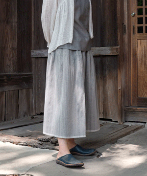 Koti series | Skirt, Wool & silk, Heather gray, 6902wG